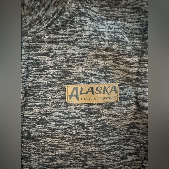 Women’s ALASKA Cold Storage Fleece Zip Vest | Small | Gray Heather, Cozy Sherpa - Picture 4 of 7